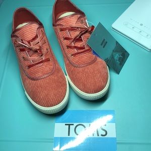NWB! TOMS Spice Corduroy Carmel Sneakers